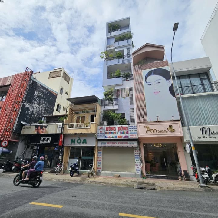 Nhà mặt tiền Nguyễn Thiện Thuật, Quận 3, 42m² giá 28.5 tỷ - Kết cấu 7 tầng hoàn hảo!