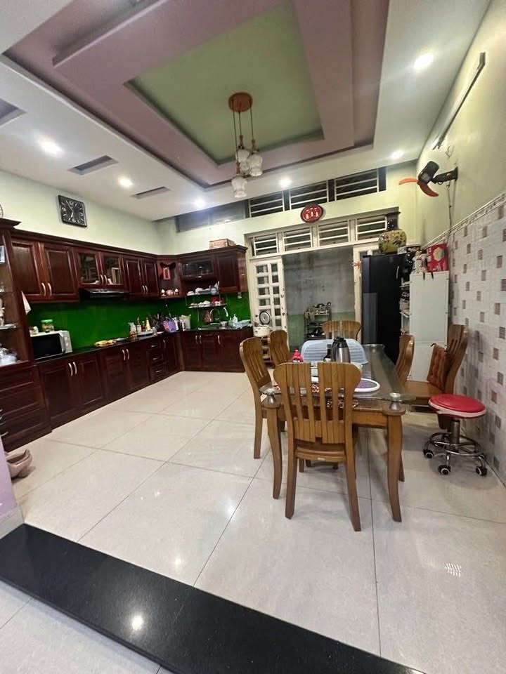 Nhà 4 tầng khu dân cư Thới An 90m² giá chỉ 8.5 tỷ - An ninh tuyệt đối!