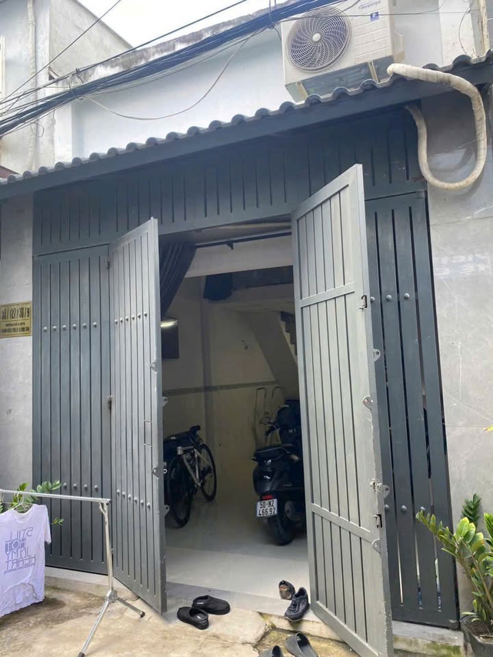 Nhà đẹp đường Số 4, Bình Hưng Hoà B, 34m² giá 2.7 tỷ - Tiện ích đầy đủ!