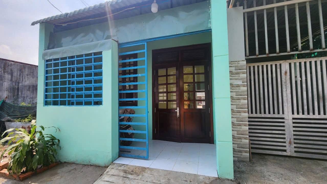 Nhà cấp 4 Mỹ Hạnh, Long An 120m² giá 1.45 tỷ - Đường thông thuận tiện!