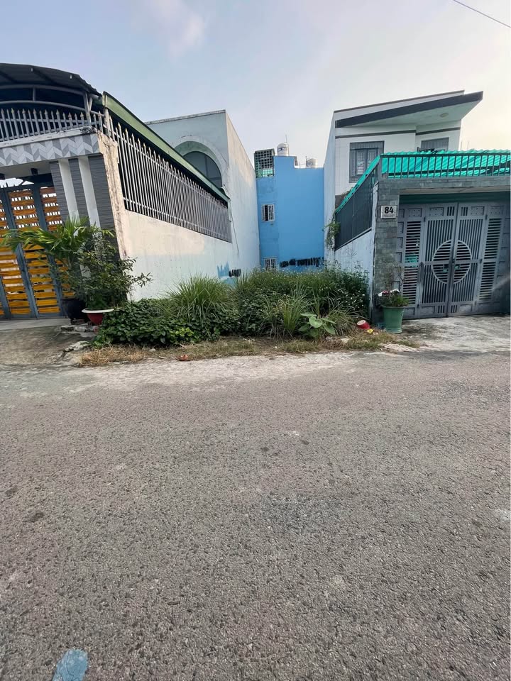 Đất nền mặt tiền đường DX 106 Hiệp An 95m² giá chỉ 1.95 tỷ - Cơ hội đầu tư sinh lời!