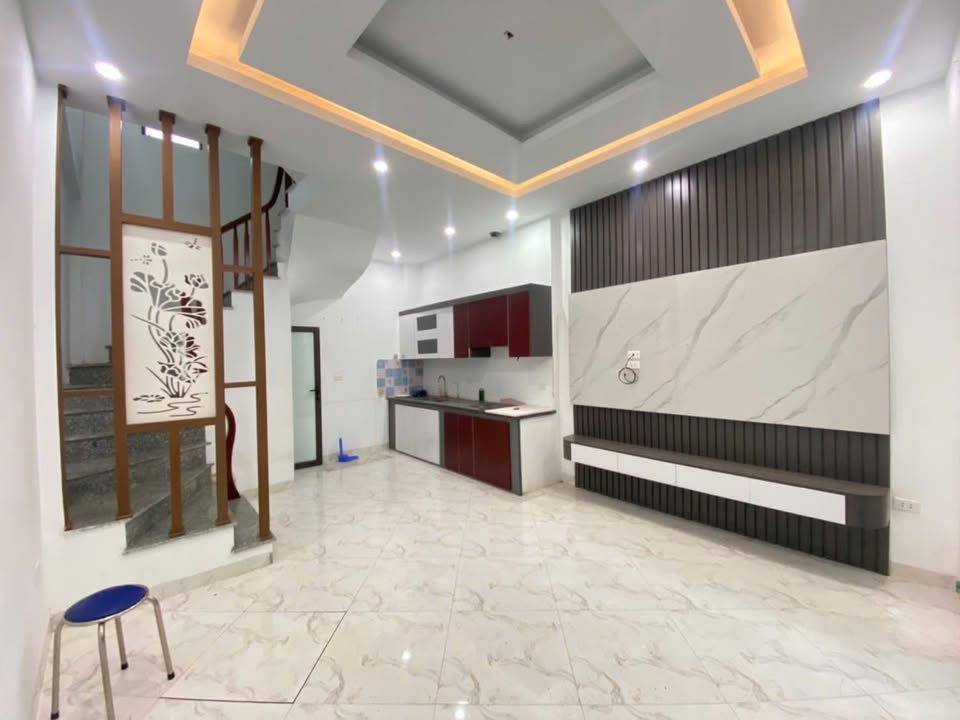 Nhà 4 tầng An Khánh 32m² giá chỉ 4 tỷ - Sổ đỏ chính chủ, thương lượng nhẹ!