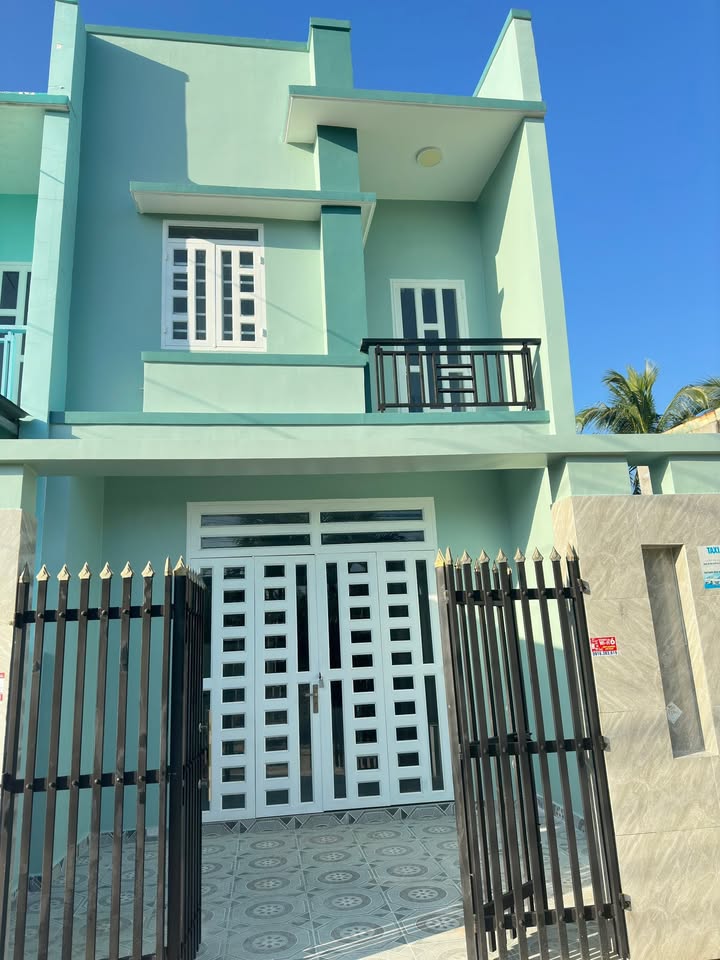 Nhà phố Trảng Bàng 82m² giá 1.38 tỷ - Sổ riêng, hoàn thiện 100%!