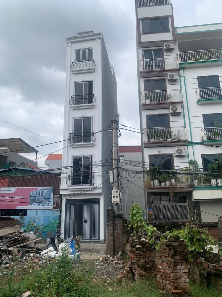 Nhà 5 tầng Di Trạch Hoài Đức 32m² giá 7 tỷ - Ô tô tránh, có thang máy!