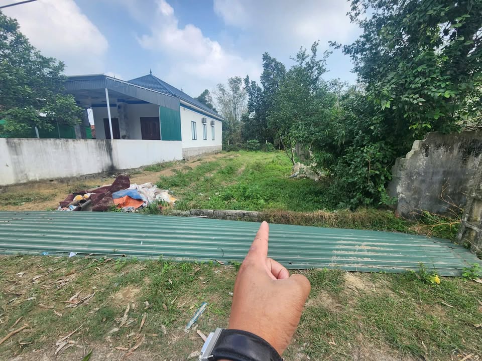 Đất Nghi Đức, Vinh 140.4m² giá 3 tỷ - Đường nhựa thông thoáng, vị trí thuận lợi!