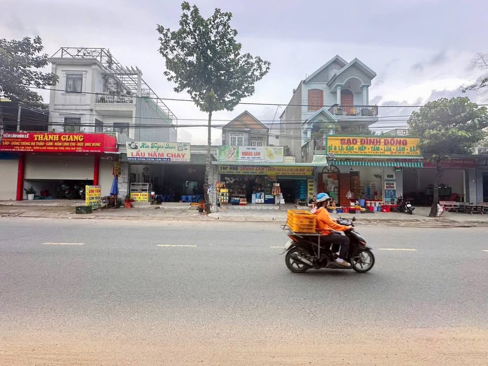FrontHouse mặt tiền Huỳnh Thị Tươi, Dĩ An 86.6m² giá chỉ 6.5 tỷ - Đầu tư sinh lời ngay!