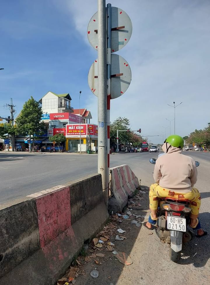 Đất thổ cư Suối Cát, Xuân Lộc 350m² giá 1.5 tỷ - Sổ riêng chính chủ!