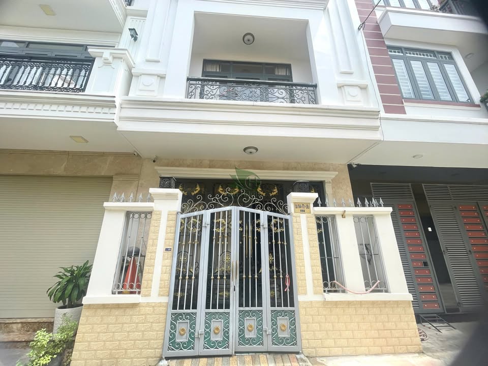 Nhà 4 tầng cho thuê tại ACC Vườn Xoài, Nha Trang 240m² giá 17 triệu - Đầy đủ nội thất, gần biển!