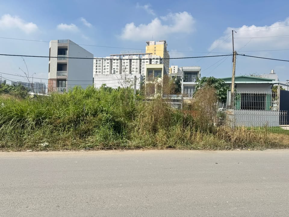 Đất mặt tiền Bưng Ông Thoàn, Quận 9 - Diện tích 132m² giá 15 tỷ - Cơ hội đầu tư tốt!