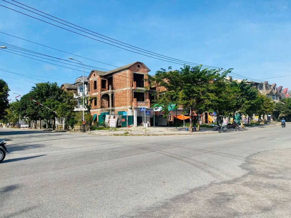 Nhà thô 2 tầng tại khu B Phú Mỹ Thượng, Huế 105m² giá 2.9 tỷ - Đầu tư sinh lời ngay!