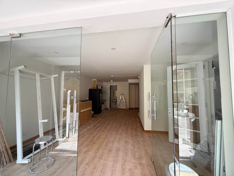 Shophouse cho thuê Thảo Điền 60m² giá 30 triệu - Mặt bằng đẹp, dễ setup!