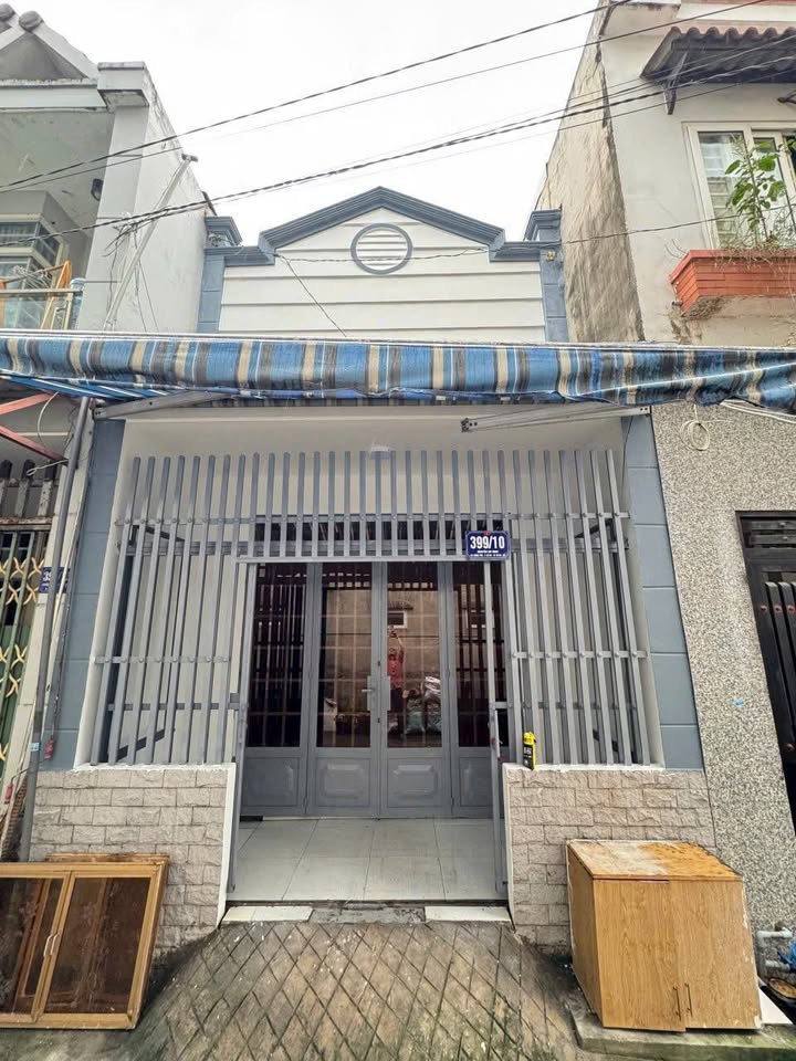 Nhà riêng Dĩ An 44m² giá 3.1 tỷ - Gần chợ và trường học