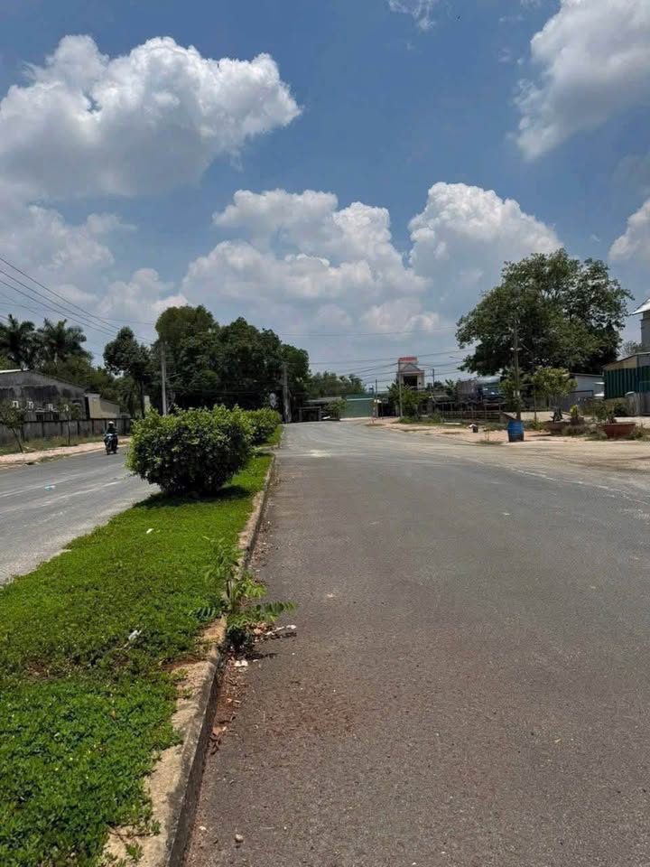 Bán FrontHouse mặt tiền Đinh Bộ Lĩnh, Tân Thiện 250m² giá 3.2 tỷ - Cơ hội đầu tư lý tưởng!