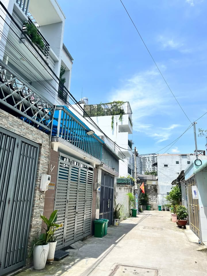 Đất nền Hiệp Bình Phước 70m² giá 5.19 tỷ - Sổ hồng chính chủ, xây dựng ngay!