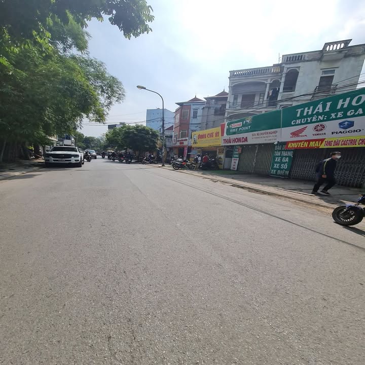 Bán đất Trâu Quỳ 50m² giá 7 tỷ - Đường ô tô tránh, vị trí đắc địa!