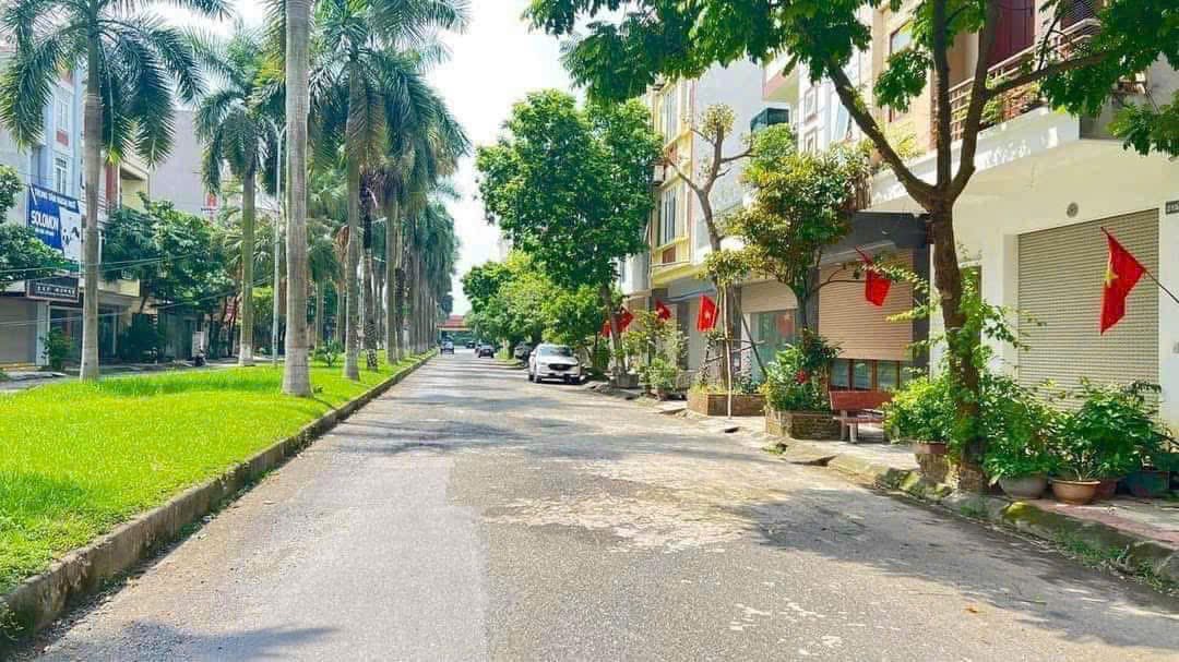 Nhà mặt phố Nguyễn Tuân, Vĩnh Phúc 115.5m² giá 6 tỷ - Thiết kế hiện đại, sẵn sàng ở ngay!