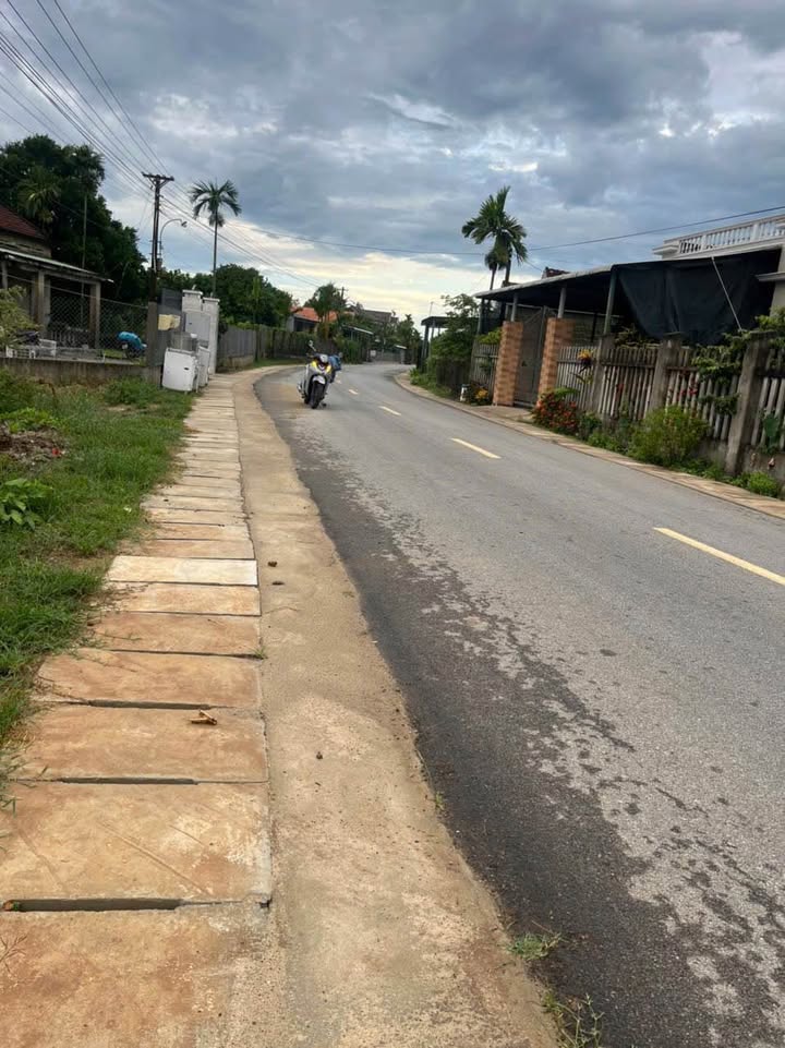 Đất nền Mỏ Cày mới 267.5m² giá 799 triệu - Lô góc thuận lợi đầu tư!