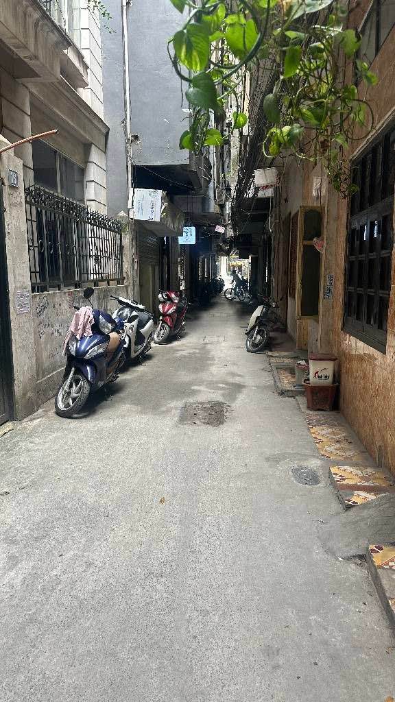 Nhà 4 tầng Cát Linh, Đống Đa 20m² giá 5.25 tỷ - Vào ở ngay!