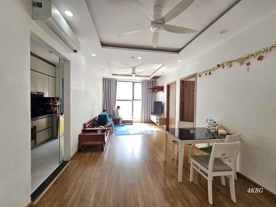 Nhà 5 tầng Đông Ngạc 35m² giá 8 tỷ - Kinh doanh ô tô thông tứ phía!