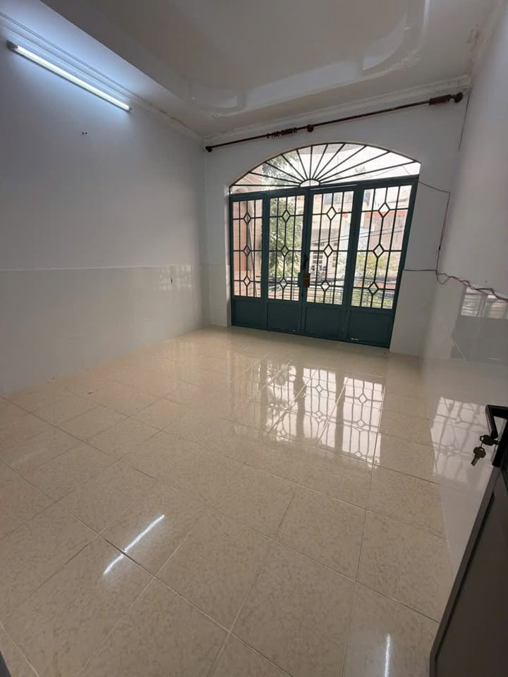 Nhà cho thuê nguyên căn Gò Vấp 100m² giá 11 triệu - Phù hợp mở văn phòng và ở ngay!