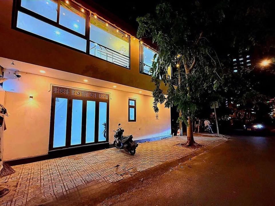 Nhà cho thuê mặt tiền Hoàng Sa, phường Tân Định, quận 1 - Kinh doanh đa ngành, giá 20 triệu/tháng!