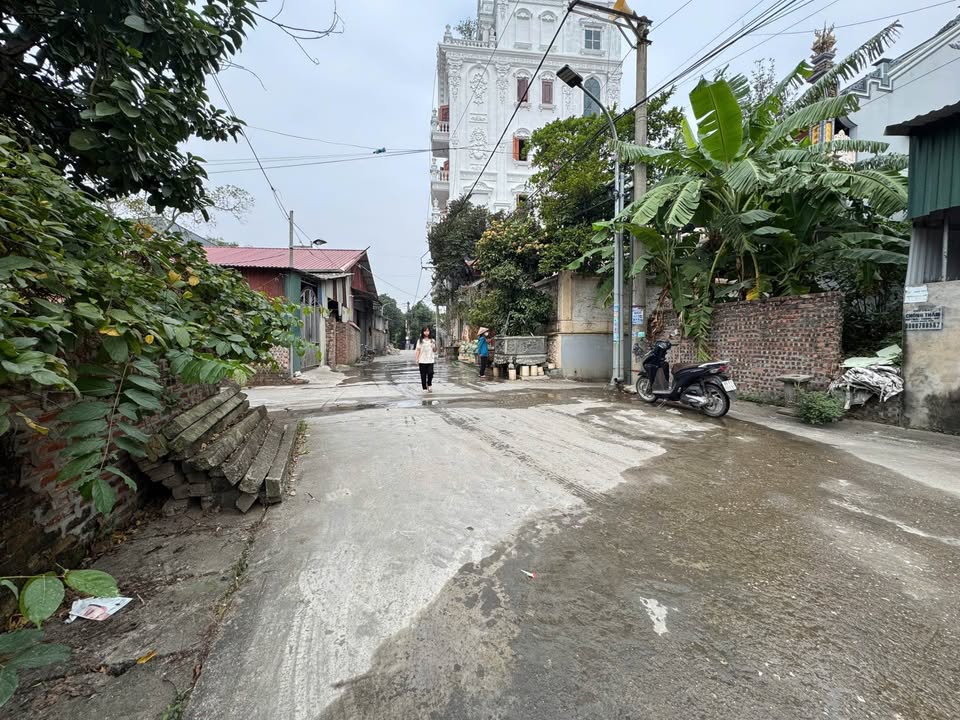 Đất lô góc 3 mặt tiền tại Phúc Xá - Mỹ Hào 65m² giá chỉ 2 tỷ - Kinh doanh ngay!