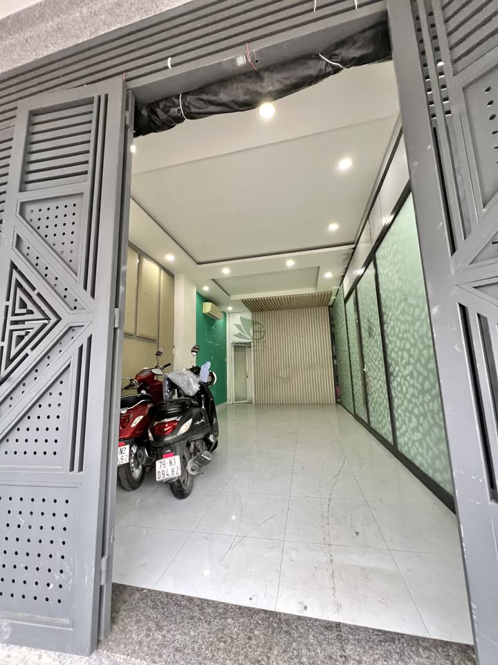 Cho thuê mặt bằng 45m² mặt tiền Lê Hồng Phong giá 6 triệu - Không gian lý tưởng cho văn phòng!