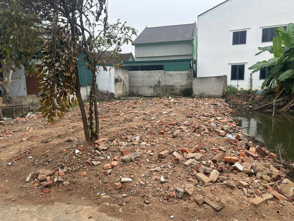 Đất thổ cư 98m² tại Xóm 4, xã Hưng Đạo, 2 tỷ - Sổ đỏ chính chủ!