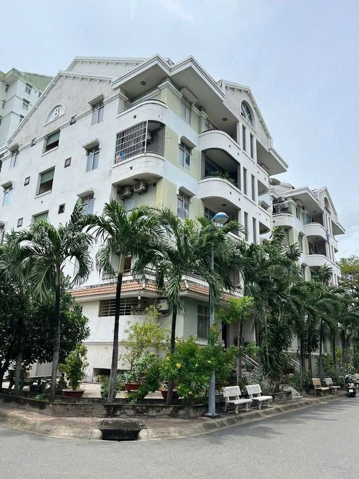 Căn hộ chung cư Nhất Lan AB, Bình Tân 74m² giá 2.5 tỷ - Căn góc đẹp, sổ hồng riêng!