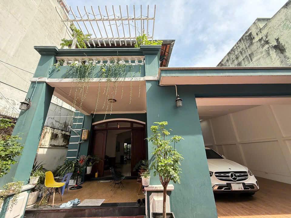 Biệt thự Cộng Hòa P.13 Tân Bình 343m² giá thỏa thuận - 4 mặt thoáng, gara ô tô