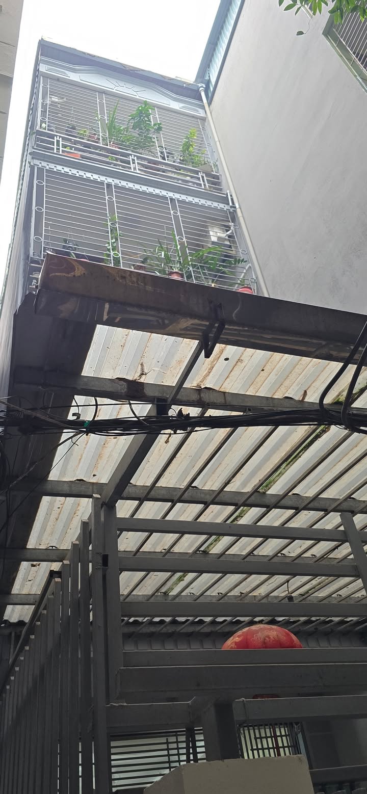 Nhà riêng 250 Kim Giang, Đại Kim, 57m² giá thỏa thuận - Mặt thoáng, vị trí đẹp!