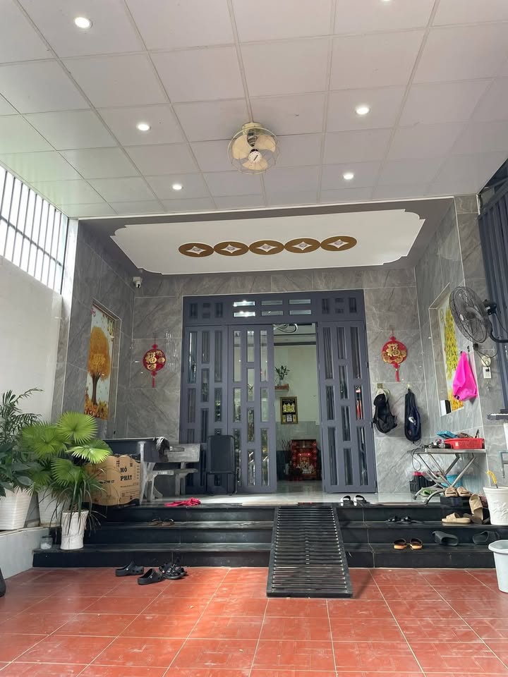 Nhà đẹp Chơn Thành 174m² giá 1.15 tỷ - Sang trọng, tiện nghi!