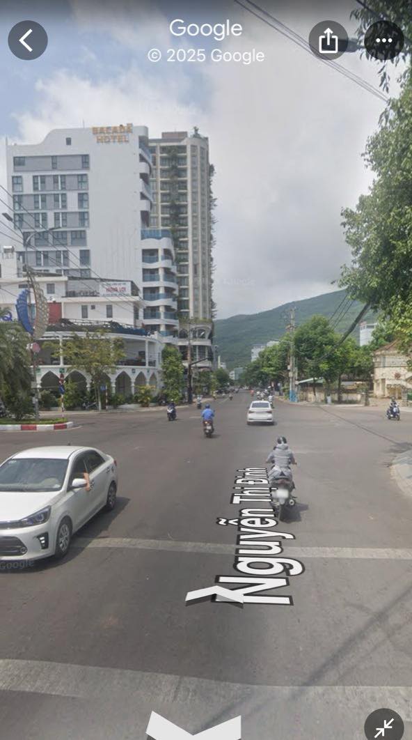 Bán nhà 3 tầng mặt tiền đường Nguyễn Thị Định, diện tích 90m² - Đầu tư sinh lời cao!