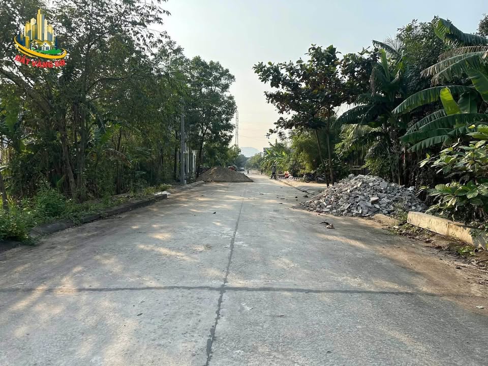 Đất nền khu dân cư Hòa Bình Ninh Bình 99m² giá 3.2 tỷ - Vị trí đẹp, đường rộng thông thoáng!