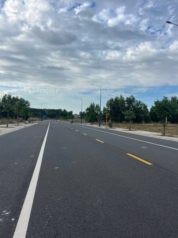 Đất nền Khu đô thị Becamex Bình Phước giai đoạn 1 175m² giá 930 triệu - Đầu tư sinh lời ngay!