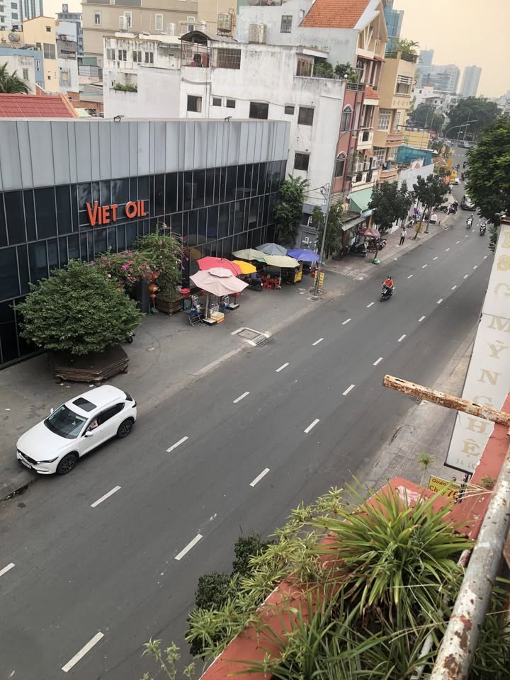 Mặt tiền kinh doanh Lý Chính Thắng, Quận 3 - 101m² giá 36.99 tỷ - Đầu tư sinh lời ổn định!