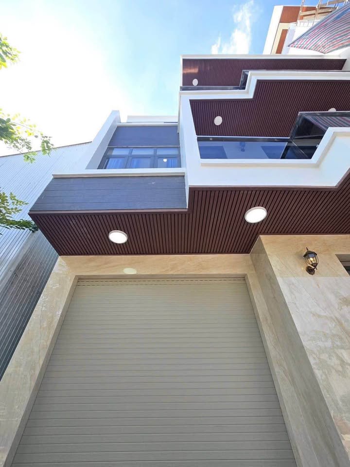 Bán nhà mặt tiền kinh doanh phường Tam Hiệp, Biên Hòa, 83m² - Sổ hồng riêng, thuận lợi kinh doanh!