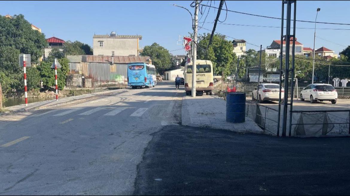 Đất nền Uy Nỗ Đông Anh 75m² giá 4 tỷ - Sổ đỏ chính chủ, đầu tư sinh lời!