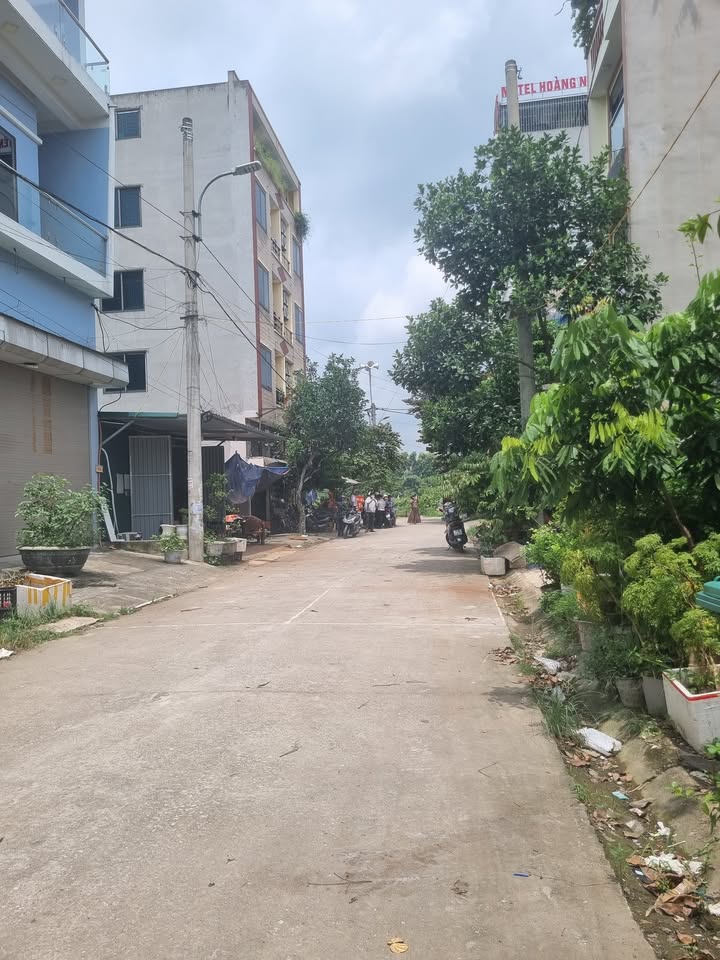 Đất dịch vụ Gia Thượng, Quang Minh, Mê Linh - 70m² giá 5 tỷ - Đầu tư sinh lời cao!