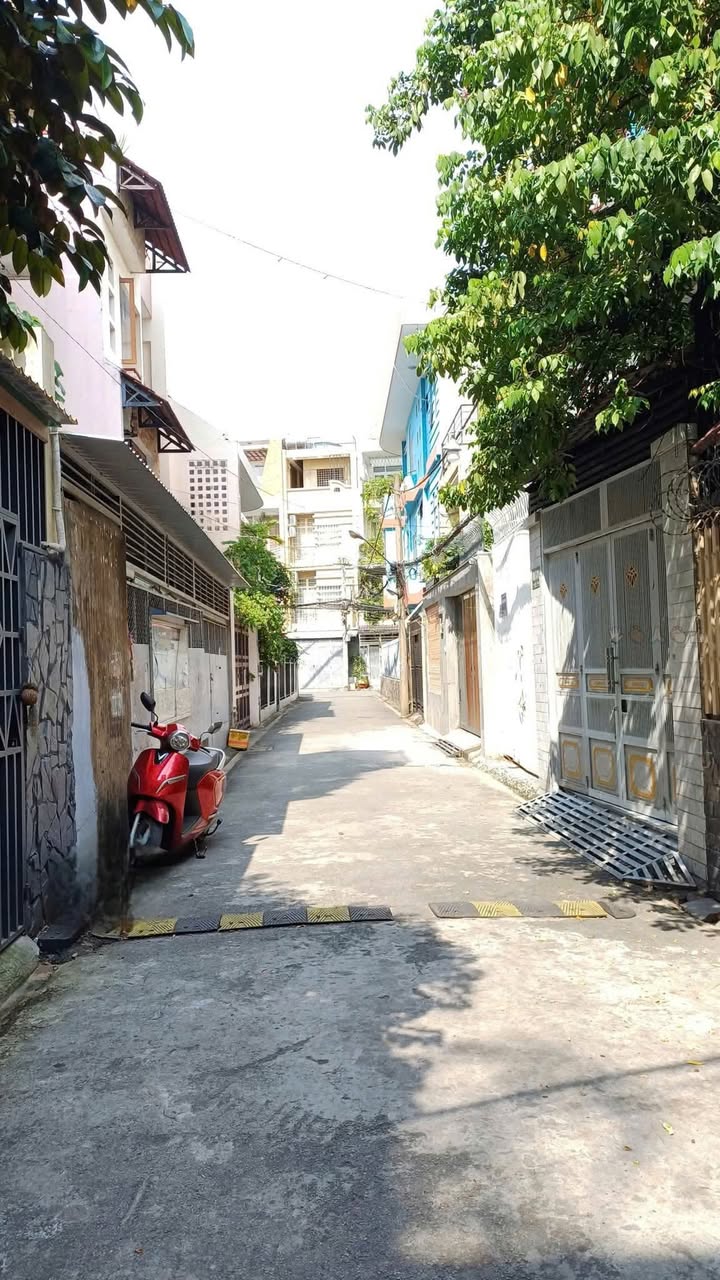 Nhà phố Nguyễn Thái Bình 65m² giá 8.1 tỷ - Dọn vào ở ngay!