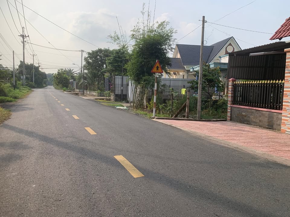 Đất mặt tiền đường Bùi Thị Điệt, Nhuận Đức, Củ Chi 436m² giá chỉ 3.7 tỷ - Cơ hội đầu tư hấp dẫn!