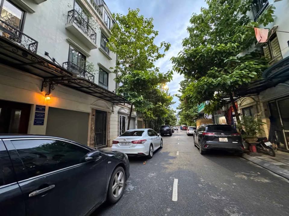 Nhà 7 tầng đẹp như mơ tại Xuân La, Tây Hồ - Giá 15 tỷ, view Hồ Tây tuyệt đẹp!