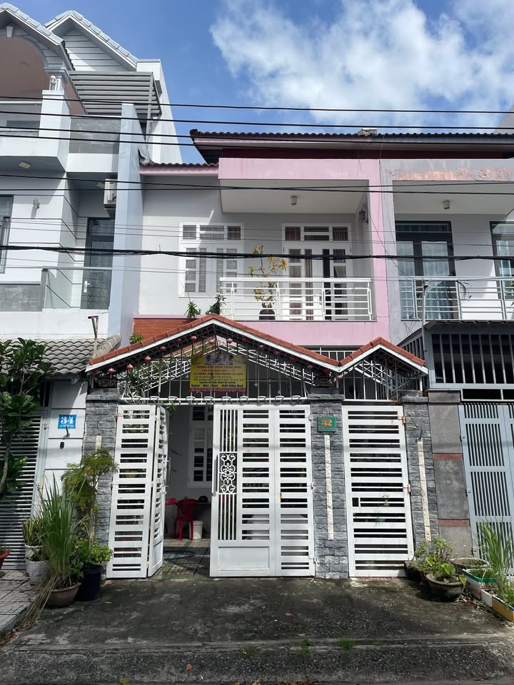 Nhà 2 tầng đường Võ Trường Toản - Vĩnh Hòa, 105m² giá 7.6 tỷ - Thiết kế hiện đại, thoáng mát!