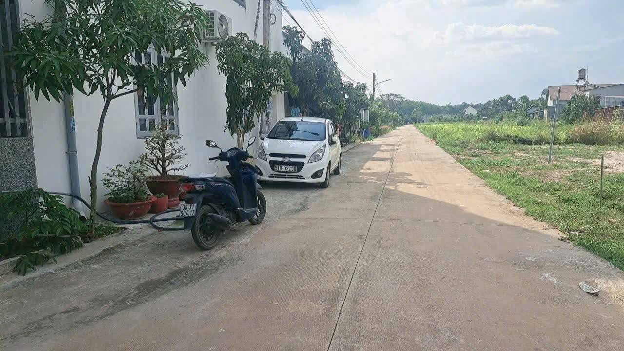 Đất nền ấp 4, xã Trừ Văn Thố, Bàu Bàng 240m² giá 1.1 tỷ - Vị trí đẹp, giao thông thuận lợi!