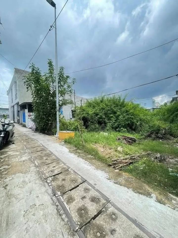 Đất nền Long Hải 75m² giá 1.35 tỷ - Sổ đỏ, xây dựng tự do!