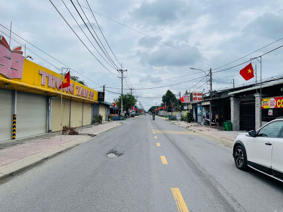 Đất nền đường Hugo, Trung An, Củ Chi 135m² - Mặt tiền kinh doanh sầm uất!