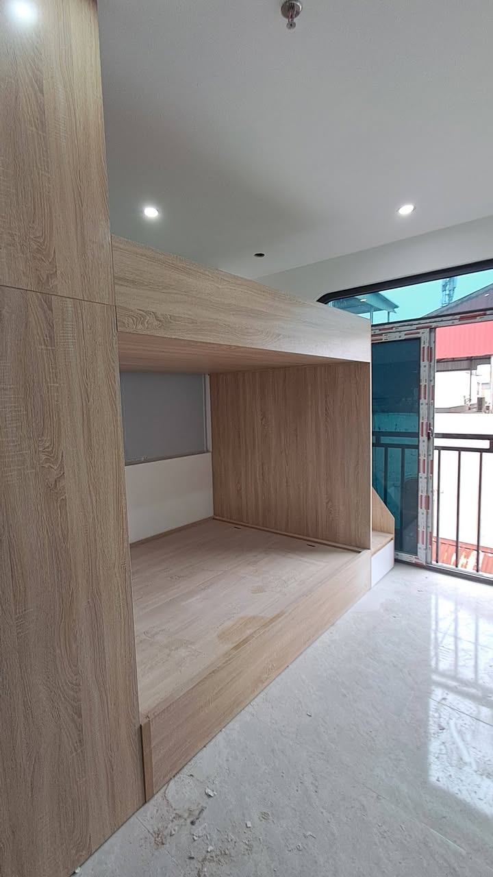 Căn hộ 7 tầng mặt ngõ Minh Khai 60m² giá 14.2 tỷ - Đầu tư sinh lời ngay!