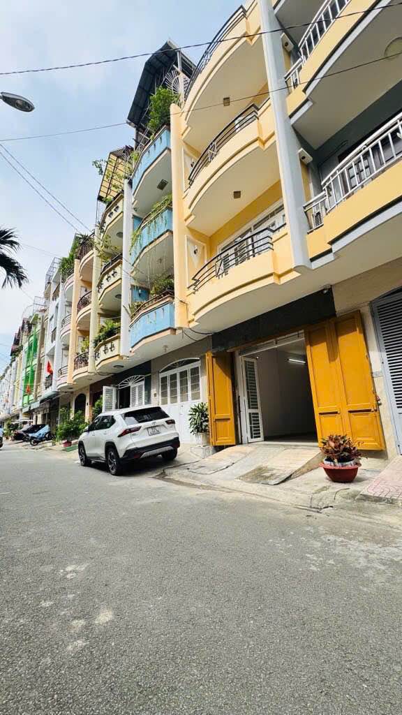 Nhà phố KDC Cao Lỗ P4 Q8 64m² giá 13.5 tỷ - Sẵn sàng vào ở ngay!