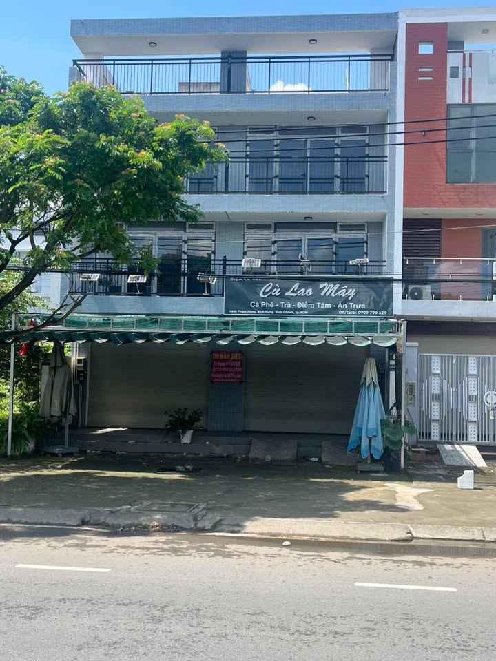 Bán nhà mặt tiền Phạm Hùng, Bình Chánh, 270m² giá 31.8 tỷ - Đầu tư sinh lời ngay!