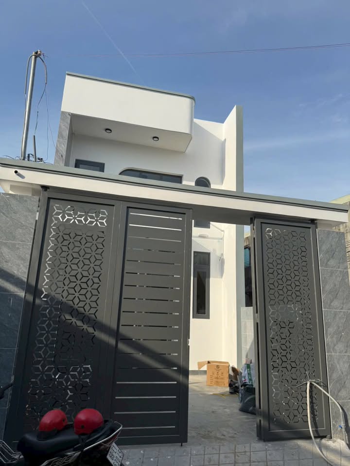 Nhà phố An Viễn, Trảng Bom 100m² giá thỏa thuận - Nội thất xịn xò, thổ cư 100%!